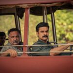 Tovino Thomas Instagram - ’Anweshipin Kandethum’ ’അന്വേഷിപ്പിൻ കണ്ടെത്തും’ #runningsuccessfully #intheatresnearyou @rajagopal_rahul @vineeth_thattil_david @pramod_veliyanadu @darwinkuriakose @dolwinkuriakose 📷: @sinat_savier