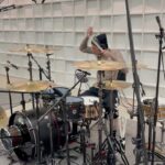 Travis Barker Instagram - Recording the album 🤗