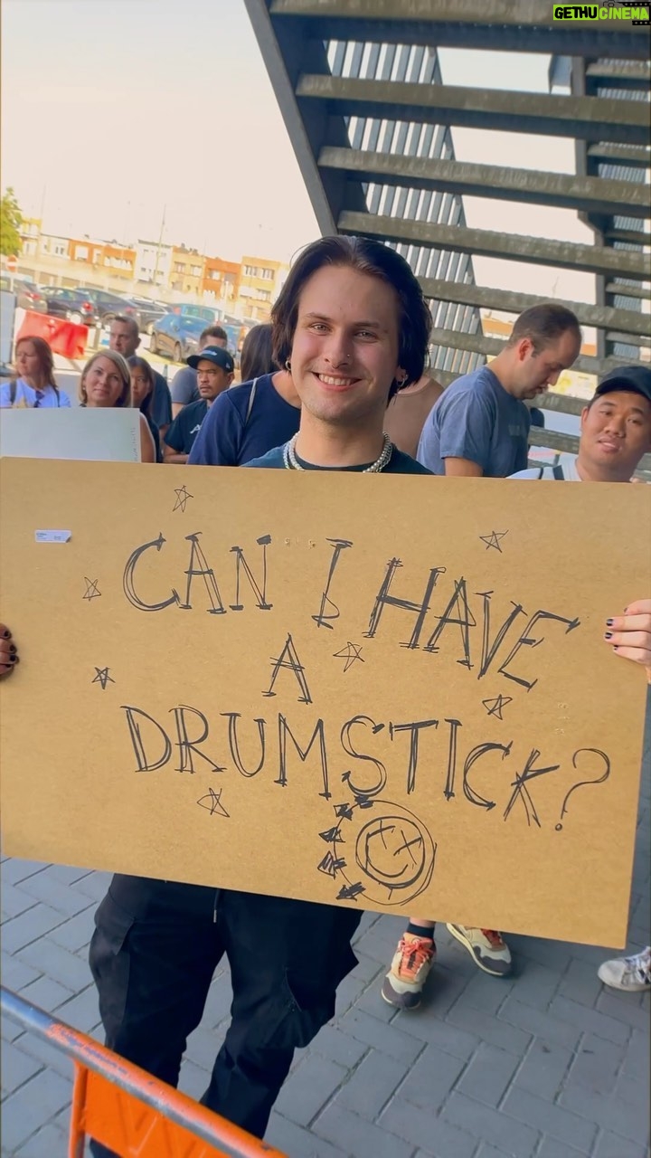 Travis Barker Instagram - 1st day of tour 🥁🥳 Antwerp, Belgium