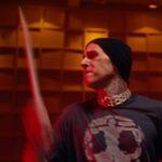 Travis Barker Instagram - Resolutions: Drumming, @violifeus dairy free cream cheese, & buying you breakfast in January. Check out link in bio for details. #ViolifePartner 🥁🤘