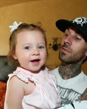 Travis Barker Instagram - Happy Birthday my beautiful daughter. I can’t believe my baby is 18 and all grown up. Being your Dad is the biggest joy in the world. May you be surrounded by love and all your favorite things today and forever! I’m so proud of you and I love you so much @alabamaluellabarker ❤️