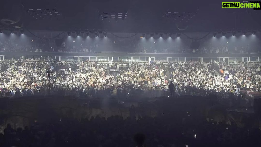 Travis Scott Instagram - IT WAS LADY FÍEN NIGHT GIRLS WHO LIKE TO RAGE ARE THE BEST