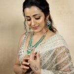 Trisha Instagram - 🫰🏻🧿 Outfit : @jade_bymk Jewellery : @grtjewellers Footwear : @themadrastrunk Style team : @ekalakhani @team___e @malinikarthikeyan @harshene.ravichandar HMU @makeupandhairbypris @rachelstylesmith Photographed by @kiransa #galattanakshatraawards #trishakrishnan #TeamE #StyledByEka