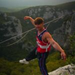 Tristan Defeuillet-Vang Instagram - Tellement busy en ce moment que j’ai même pas pu vous poster ces BTS plus tôt 😮‍💨 Petit retour en arrière sur ce dernier PMP #Highline (#4 des tendances YouTube 🥰) Merci du love & du soutien permanent la team 🤍 Tu sais quoi faire si tu l’as pas encore vu eheh 👀 Saint-Bauzille-de-Putois