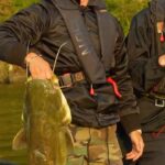 Tristan Defeuillet-Vang Instagram - J’ai péché un poisson plus grand que moi… mais ça c’est pas vraiment passé comme prévu… 🫣 @federation_nationale_peche 🤍🐟 Bretagne