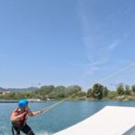 Tristan Defeuillet-Vang Instagram - Nouvelle vidéo en ligne, un vrai PMP comme on les aime 😮‍💨🤌🏽 1) premier jour 😎 2) en plein try-hard pour tenter de rentrer le backflip 3) dire bonjour à un module avec son genou 4) taux de ressemblance 100% 5) @dylou_yt qui shoot his shot 6) @tanguy_sml qui veut plus filmer 7) des riders qui ont AUCUNE idée de ce qui les attend 8) un bon 95B Merci @pierre.ltz_ pour la 2eme vidéo 🤍 South Wake Park