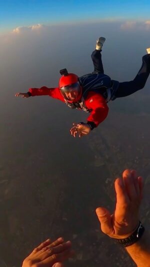 Tristan Defeuillet-Vang Instagram - Vivre dans un rêve, def :