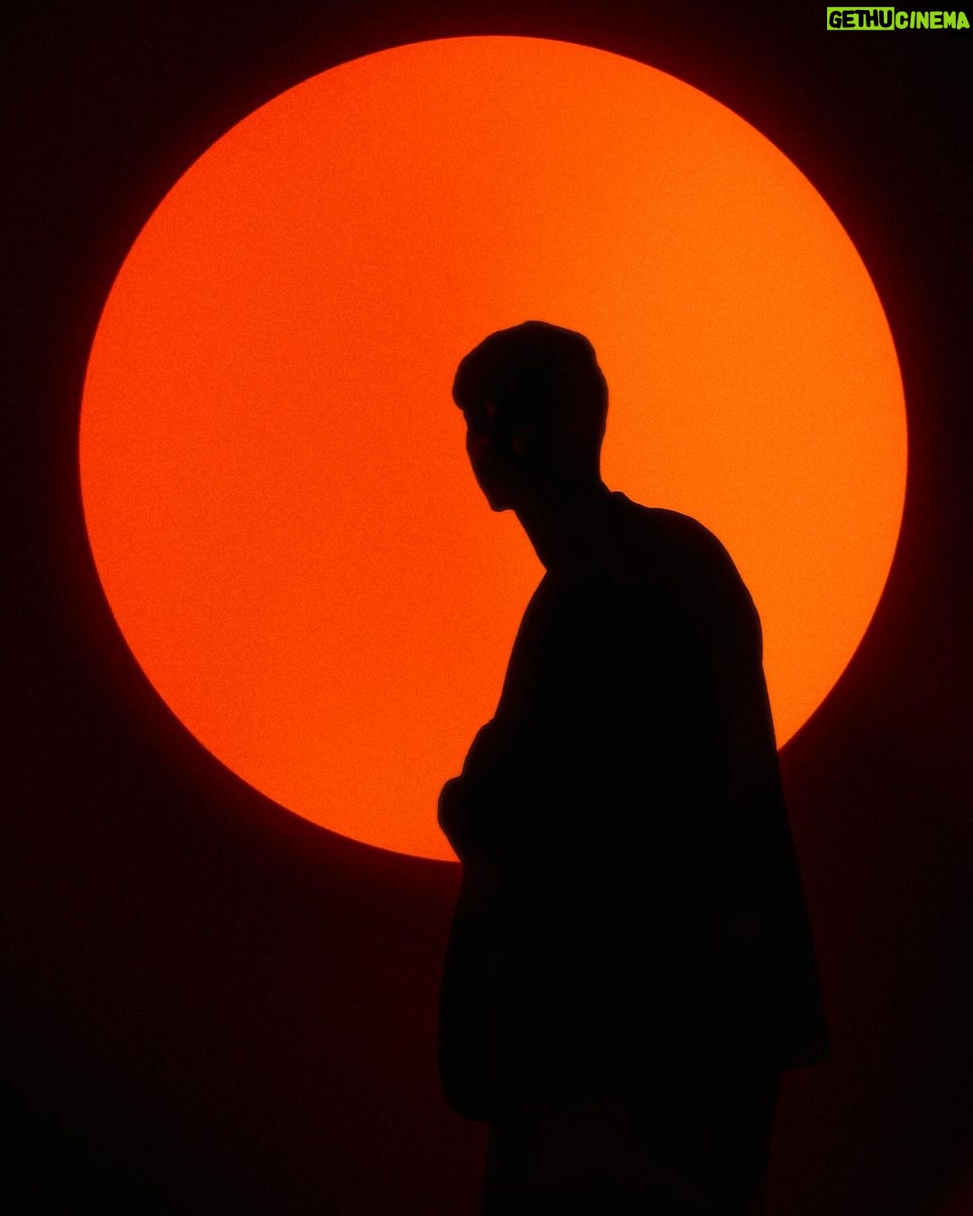 Tristan Defeuillet-Vang - 13.8K Likes - Enfant du soleil 🌞
Devant l’objectif d’@ngyemilie 📸