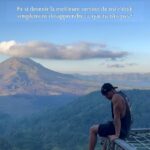Tristan Defeuillet-Vang Instagram - « L’âme ne grandit pas par addition ➕ mais par soustraction ➖» #EckhartTolle #Growth #Mindset Kintamani, Bali