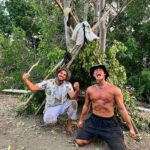 Tristan Defeuillet-Vang Instagram - On a survécu 50h sur une île déserte, et voici quelques #backstage de ce tournage de FOU 😮‍💨🏝️ Merci pour l’accueil de la vidéo la mif 🤍 #SurvieSansExpérience #BTS #Experience Indonésie