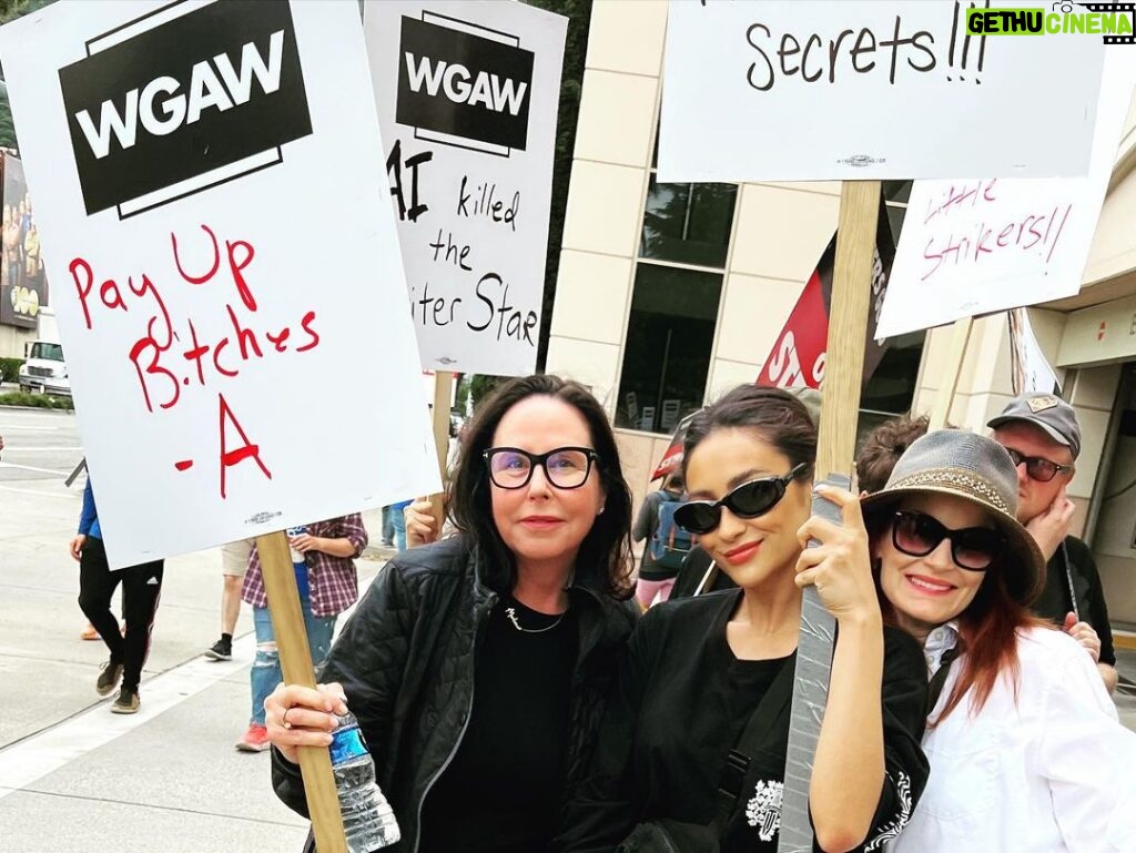 Troian Bellisario Instagram - Today was an absolute blast. @imarleneking put out the cAll for the #pllfamily to picket in solidarity with @wgawest and @wgaeast and look at everyone who joined! (@directorsguild @sagaftra and @iatse #unionstrong!!) It was such a joy seeing these faces again and hugging these incredible human beings. And slide two is a gathering of some of the people you all can thank for the best thrills and chills of 7 years of @prettylittleliars (seriously we had the best of the best) And without our writers we are nothing. Spencer Hastings wouldn’t have had a single good line and A never would have kept you guessing with every episode. Cheers to all of you who came today. Let’s get these folks what they deserve #wgastrike Warner Brothers Studio