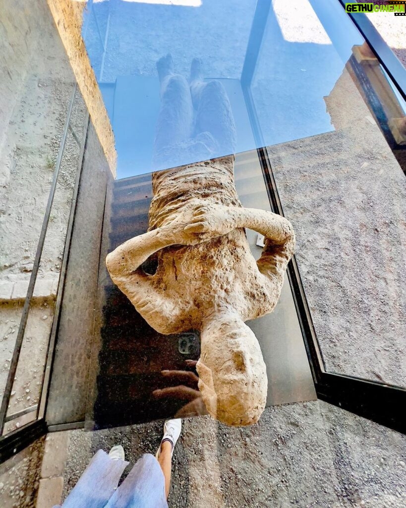 Troian Bellisario Instagram - Pompeii II