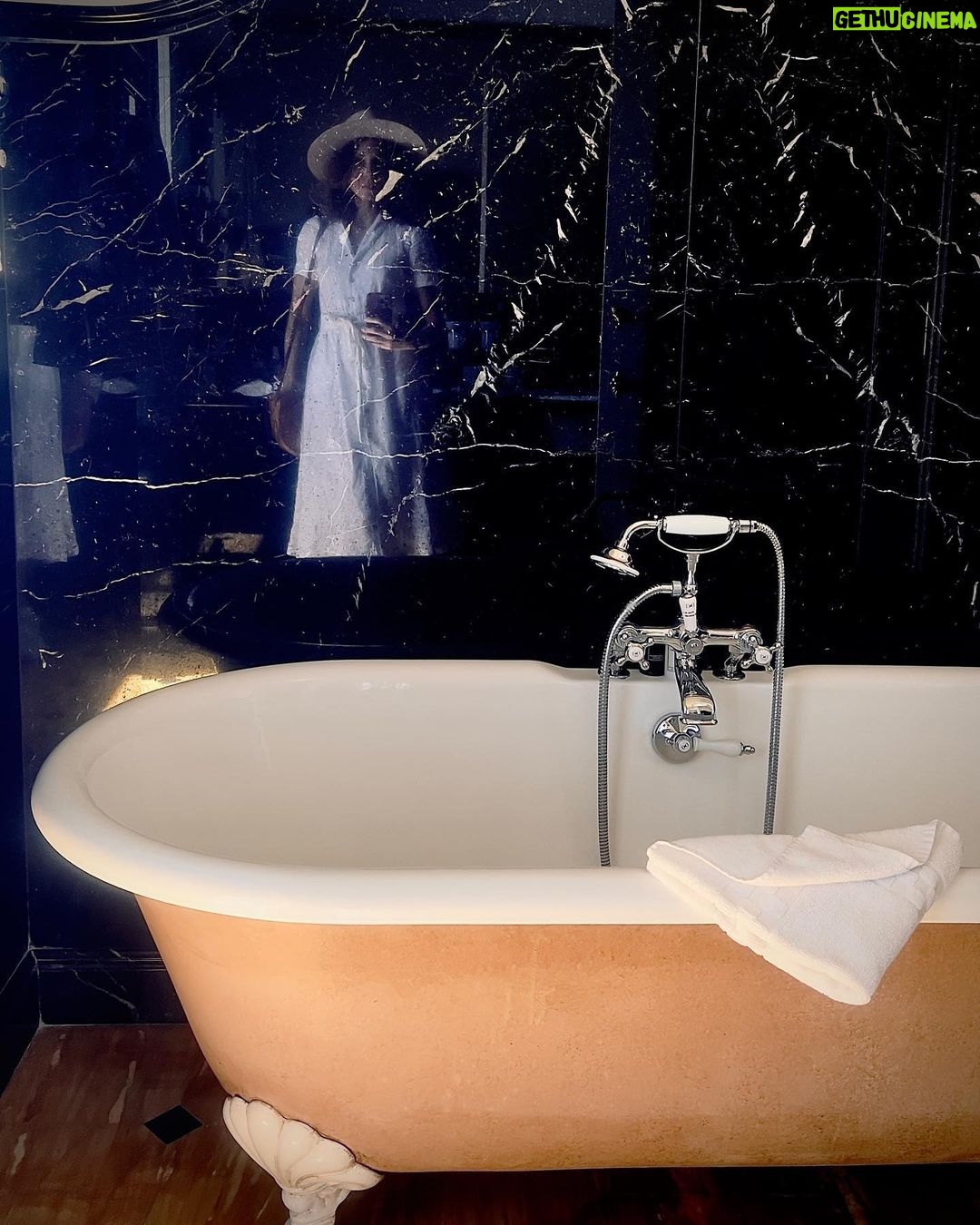 Troian Bellisario Instagram - Tutto è perfetto nel @locarnohotelrome Grazie mille! Arrivederci!! Italy, Rome.