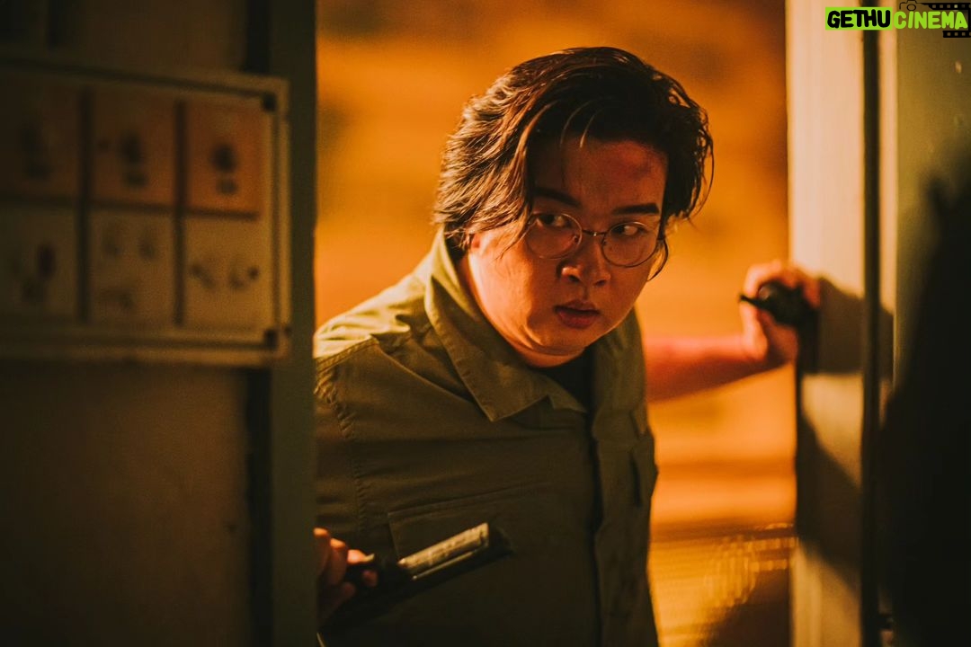 Tsui Ho-Cheong - 636 Likes - 唔好咁乖
又毋須太壞
善良是人生方向
愛是大家的能量
好好活下去
。
有幾張劇透相未po
大家快啲入場睇
睇完就可以po啦
。
同期很多電影
值得入場看
#白日之下
#第八個嫌疑人
#多啲入場支持睇電影
#電影喺戲院睇係唔同架
#私心叫睇左有我份嘅夜校先
。
#夜校 #今日上映
#肥腸 #徐浩昌 #演員
#銀河海潤演藝有限公司