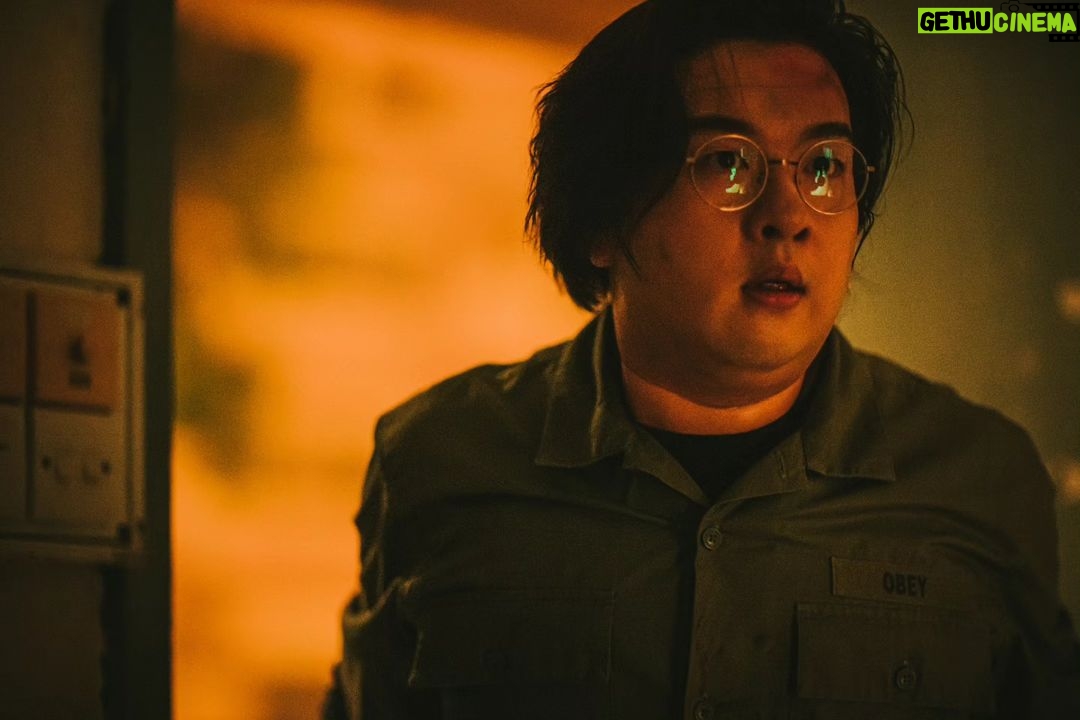 Tsui Ho-Cheong - 636 Likes - 唔好咁乖
又毋須太壞
善良是人生方向
愛是大家的能量
好好活下去
。
有幾張劇透相未po
大家快啲入場睇
睇完就可以po啦
。
同期很多電影
值得入場看
#白日之下
#第八個嫌疑人
#多啲入場支持睇電影
#電影喺戲院睇係唔同架
#私心叫睇左有我份嘅夜校先
。
#夜校 #今日上映
#肥腸 #徐浩昌 #演員
#銀河海潤演藝有限公司