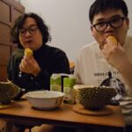 Tsui Ho-Cheong Instagram - 榴槤飄香～ 答謝馬來西亞旅程期間 變態叔叔兼鏟屎專員 @juno_ip Enjoy~~~ 。 #黑刺 #榴槤 #馬來西亞 #肥腸 #徐浩昌 #香港 #演員 #銀河海潤演藝有限公司