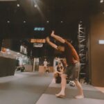 Tsui Ho-Cheong Instagram – 打幾發有幾發～
。
心情大大大大 大好~
做咩都特別起勁
大家都站起來
熱個身 拉拉筋先
加油🤸🏻
 。
@3runace @owenkann @cornkit
。
@swack.team
@skyfire.ltd 
。
#腳再直啲會靚啲
#起勁得濟
#而加行路都痛
#徐浩昌 #肥腸 #演員
#銀河海潤演藝有限公司