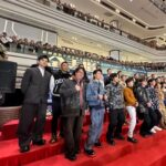 Tsui Ho-Cheong Instagram - 好幸運~好榮幸~好興奮 這個生日 很 難 忘 多謝助攻嘅每位 兩大影帝掂住膊頭講生日快樂 啊！ 佢地都係人黎嘅 冷靜啲～ 啊啊啊啊啊 點冷靜啊~~~~ 肥腸身邊能夠有各位 真有福 願呢份福氣可以分享比大家 呀哈 呀哈哈 多謝～ #真 #成就解鎖 。 @the.goldfinger_movie @emperormotionpictures 12.30《金手指》 記得入場睇啦～ 。 @kakisham @kevinstarkchu 多得呢條友仔整古我 先會有後面嘅驚喜 。 🦺 @shopping.bag @noeyeseeseeseen_market 💇🏻 @artify.lab @ybf.steve 。 #金手指 #英皇電影 #生日快樂 #史詩級合照 #幸運腸 。 #徐浩昌 #肥腸 #演員 #銀河海潤演藝有限公司