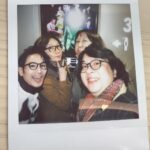 Tsui Ho-Cheong Instagram – 好幸運~好榮幸~好興奮
這個生日 很 難 忘 
多謝助攻嘅每位
兩大影帝掂住膊頭講生日快樂
啊！ 佢地都係人黎嘅 冷靜啲～
啊啊啊啊啊 點冷靜啊~~~~
肥腸身邊能夠有各位 真有福
願呢份福氣可以分享比大家
呀哈 呀哈哈 多謝～
#真 #成就解鎖
。
@the.goldfinger_movie
@emperormotionpictures 
 12.30《金手指》
記得入場睇啦～
。
@kakisham @kevinstarkchu 
多得呢條友仔整古我 先會有後面嘅驚喜
。
🦺
@shopping.bag
@noeyeseeseeseen_market
💇🏻
@artify.lab
@ybf.steve
。
#金手指 #英皇電影
#生日快樂 #史詩級合照 #幸運腸
。
#徐浩昌 #肥腸 #演員 
#銀河海潤演藝有限公司