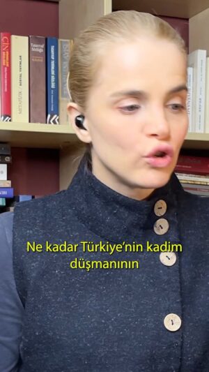 Tuğçe Kazaz Instagram - BUNLAR YEDİ KAFALAR, KAZA YAPACAKLAR

#milletittifakı #cumhurittifakı #türkiye #abd #avrupa #tuğçekazaz #tugcekazaz #shorts #shortsvideo #reels #reelsviral