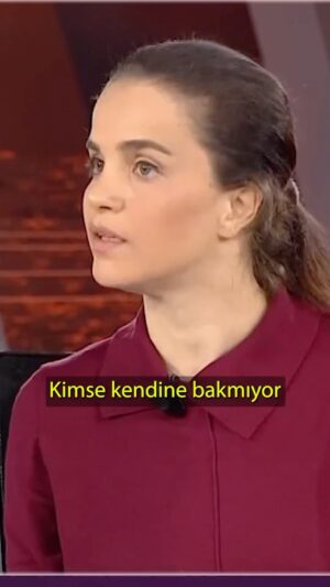 Tuğçe Kazaz Instagram - KİMSE KENDİNE BAKMIYOR!

#islam #müslüman #inanç #gerçekinanç #doğrular #kuranıkerim #kuran #tuğçekazaz #tugcekazaz #reels #reelsvideo #instagramreels