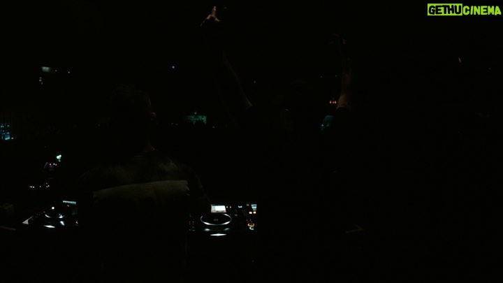 Tuneboy Instagram - LOS ANGELES WAS TOO MUCH #technoboy #tuneboy #tnt #hardstylemusic #hardstylefamily #harderstyles #ravegirls #harddance #hardstylelover #hardstylelovers #rave #hardstyleismystyle #hardstyle #musicfestival #techno #hardtechno #iamtechno #la #exchangela #basscon #insomniac #reversebass Exchange LA