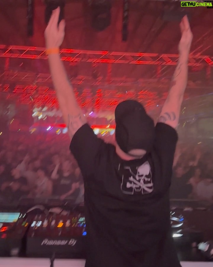 Tuneboy Instagram - PLAYING HARD TECHNO IN SWITZERLAND π #tnt #technoboy #tuneboy #hardstyle #classics #earlyhardstyle #hardstylemusic #hardstylefamily #harderstyles #ravegirls #harddance #hardstylelover #hardstylelovers #hardstyleismystyle #rave #musicfestival #festival #techno #rawtechno #hardtechno
