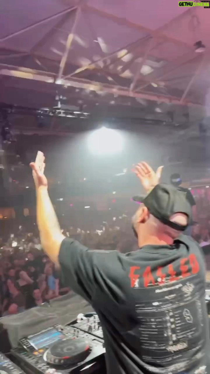 Tuneboy Instagram - CLASSICS NEVER DIE #tnt #technoboy #tuneboy #hardstyle #classics #earlyhardstyle #hardstylemusic #hardstylefamily #harderstyles #ravegirls #harddance #hardstylelover #hardstylelovers #hardstyleismystyle #rave #musicfestival #festival
