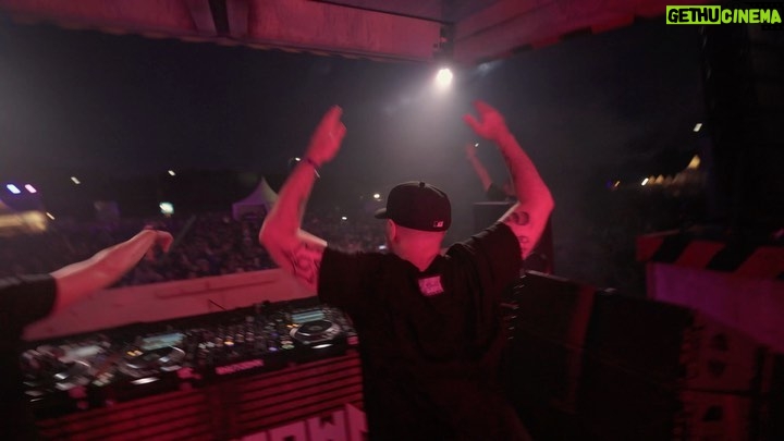 Tuneboy Instagram - PLAYING NEW MUSIC WHILE KISSING ROOLER + MUTILATOR REMIX + EARLY HARDSTYLE #technoboy #tuneboy #tnt #rooler #hardstyle #hardtechno #techno #earlyhardstyle #rave #ravegirls #hardstylefamily #hardstyleismystyle #hardstylegirl #reversebass #newmusic #festival #harderstyles #hardstylemusic #openbeatz #shutdown Shutdown Festival
