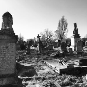 Tuppence Middleton Instagram - Birthday cemetery stroll 🖤