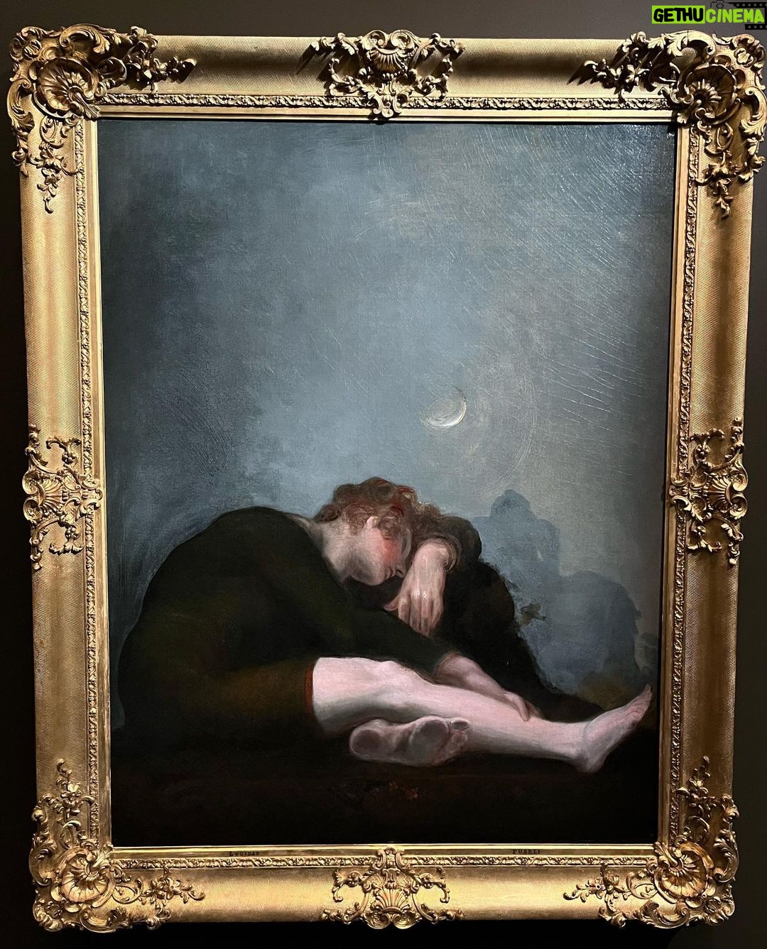 Tuppence Middleton Instagram - Charming bit of Fuseli à Paris