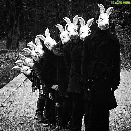 Tuppence Middleton Instagram - Happy Easter my lockdown bunnies.