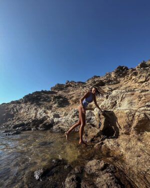 Tuvana Türkay Instagram - 🪨
