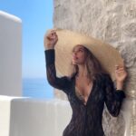Tuvana Türkay Instagram - Heaven 🪽 Cavo Tagoo Mykonos
