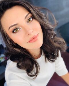 Tuvana Türkay Instagram - 💫