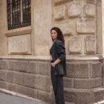 Tuvana Türkay Instagram - @vogueturkiye @huaweimobiletr Fotograf: @kivancyoruten Moda Editörù: @aydinsila Proje Yöneticisi: @melissakcan Proje Uzmani: @ipekelbeyli Prodüksiyon: @bihterneymen Saç: @furkanyalciner Makyaj: @nuvit Fotograf Asistani: aycaayazzz Moda Editörü Asistanlari: @aynurefir @gunzebusra Isik Ekipman: @godoxtr @fujifilmtr
