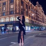 Tuvana Türkay Instagram - 🌠 Knightsbridge, London, UK