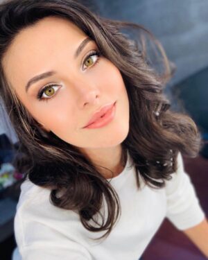 Tuvana Türkay Instagram - 💫