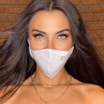 Tuvana Türkay Instagram - @esmerayyildirim dan mikemmel bir atlayış 😀 kolye/kuzey yıldızı arkadaşlar ✨