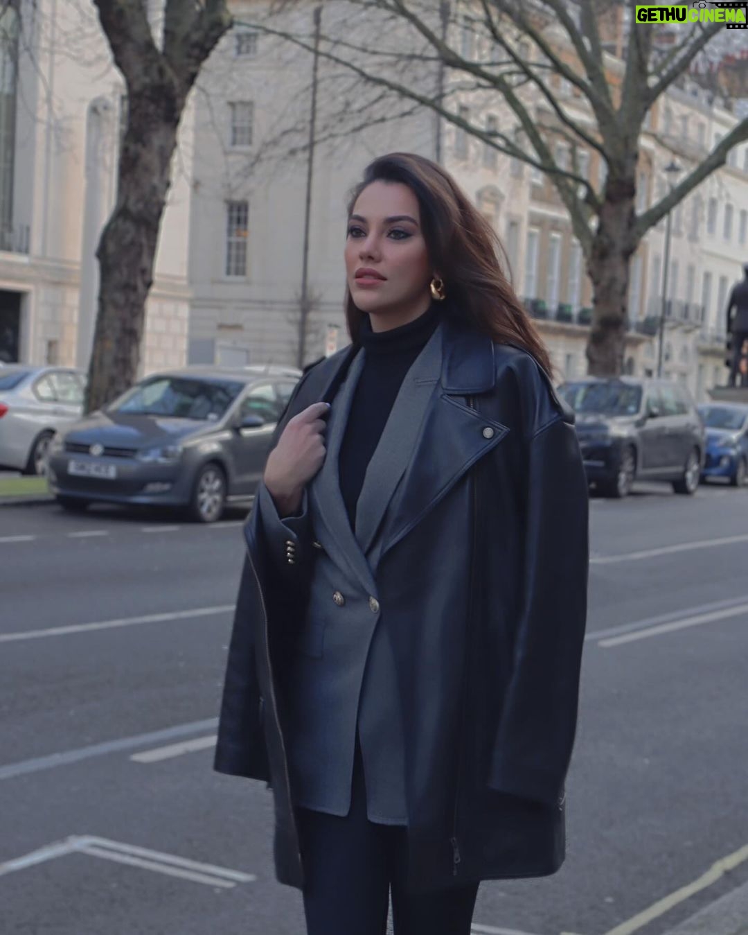 Tuvana Türkay - 118.6K Likes - 🇬🇧