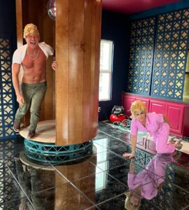 Ty Pennington Instagram - 🪩 TONIGHT 🪩 Need a good laugh?? Watch me make an ass of myself on 📺🏡#BarbieDreamhouseChallenge all in the name of #KensDen Tune in at 8/7c on @hgtv & @streamonmax 🥳#TeamAlisonandTy #Ken #70s #Disco Malibu, California