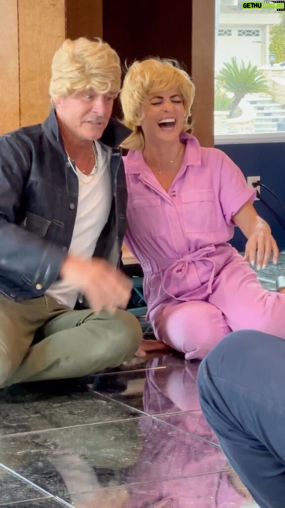 Ty Pennington Instagram - 🪩 GOOD NEWS 🪩 for everyone that missed my yelling, there’s plenty more of that to come on Sunday with an all new episode of #BarbieDreamhouseChallenge 😌💖 #ihavetroublecontrollingthevolumeofmyvoice This Sunday, July 23, 8/7c on @hgtv & @streamonmax #blondeshavemorefun #wigs #disco #fun #laughter #barbie Malibu, California
