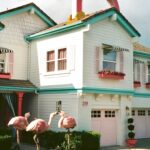Ty Pennington Instagram - The Dreamhouse I’ve always wanted 😆✨#Tonight Catch the series premiere of #BarbieDreamhouseChallenge at 8/7c on @hgtv & @streamonmax #whoop Malibu, California