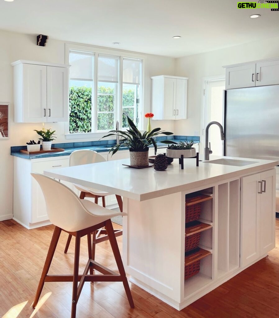 Ty Pennington Instagram - #Tb to my Venice kitchen. Classic all white made a little more exciting with mix and match countertops 💙 #typenningtondesign #kitchendesign #whitekitchen Venice Beach, California