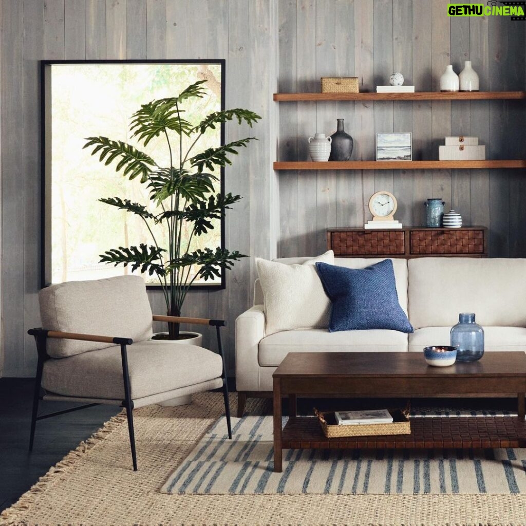 Ty Pennington Instagram - The cruz armchair from my collection with @athomestores is one of my absolute favorites! It’s sleek, masculine lines and cozy cushions make it the perfect accent for any space… not to mention the unbeatable price! 💁🏻‍♂️ Link in bio to shop 🤓#athomextypennington #athomepartner #design #interiors #affordabledesign #affordabledecor #typenningtondesign #home The Hammock
