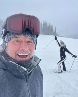 Ty Pennington Instagram - Grateful for friends, fresh powder and of course, fondue ❤️🧀 #livelaughloaf #colorado