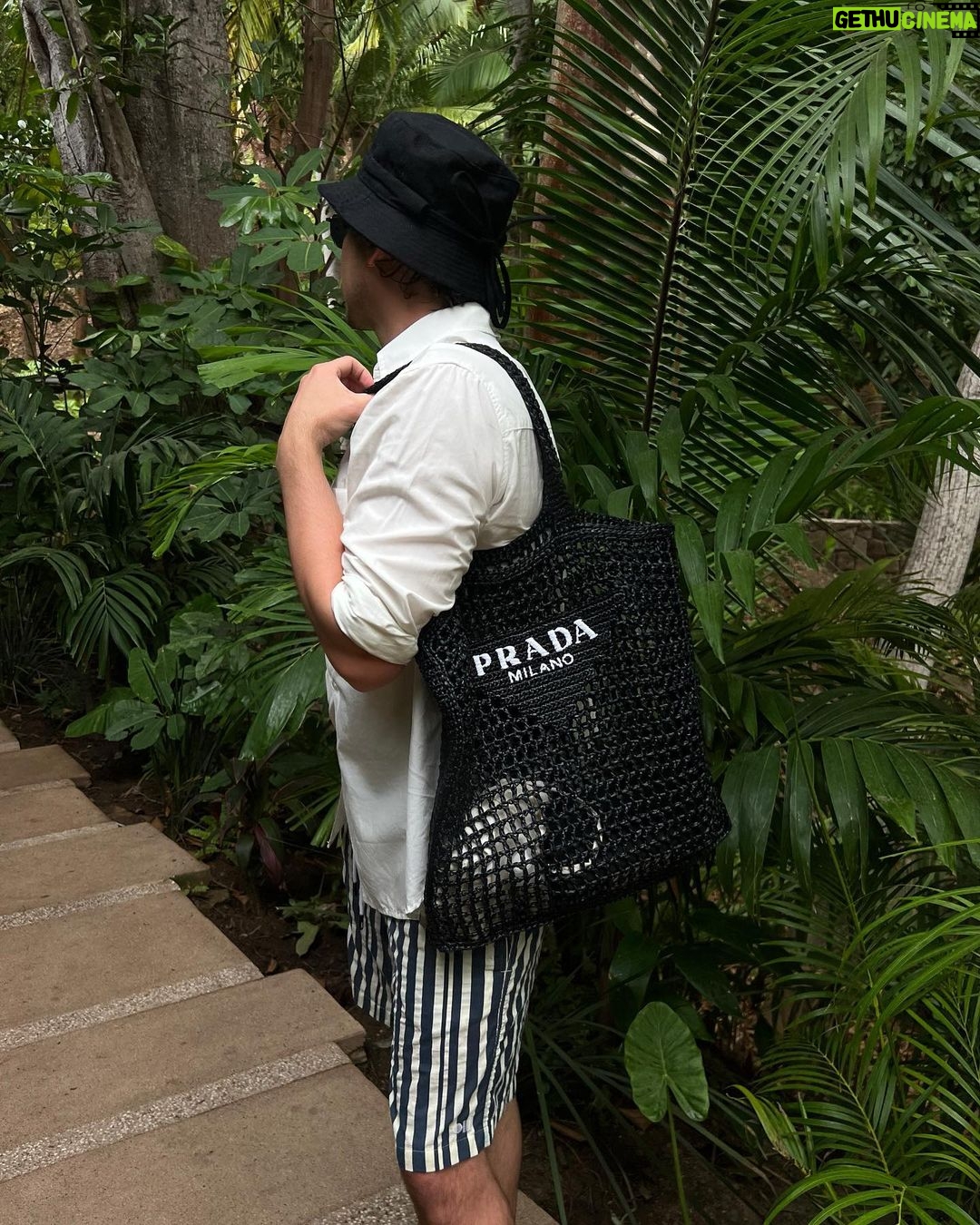 Tyler Blackburn Instagram - @mytheresa.men One&Only Mandarina