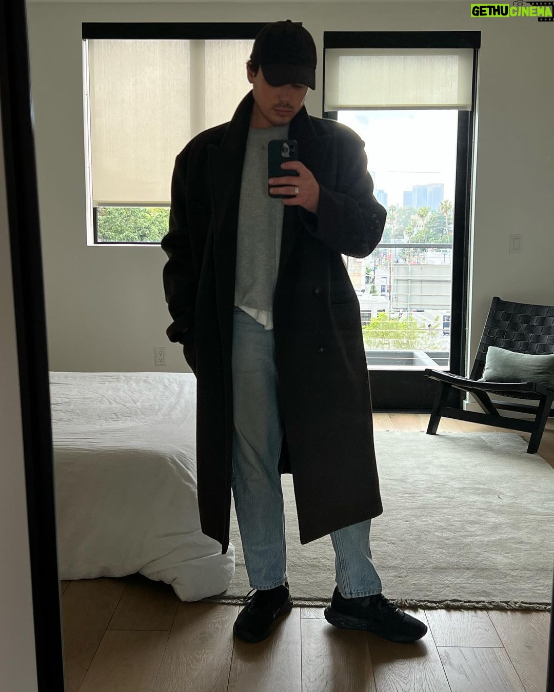 Tyler Blackburn Instagram - Probably my last chance of the year to wear my favorite coat from @thefrankieshop ☔️ Los Angeles, California