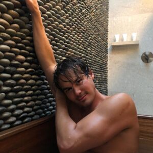 Tyler Blackburn Instagram - 🤗 @nobuloscabos #nobuloscabos #nobuhotelloscabos Nobu Los Cabos