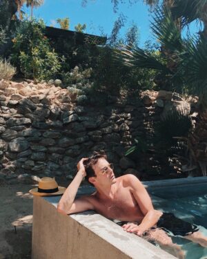 Tyler Blackburn Instagram - Spent this weekend floating in this mineral bath. So healing! @twobunchpalms